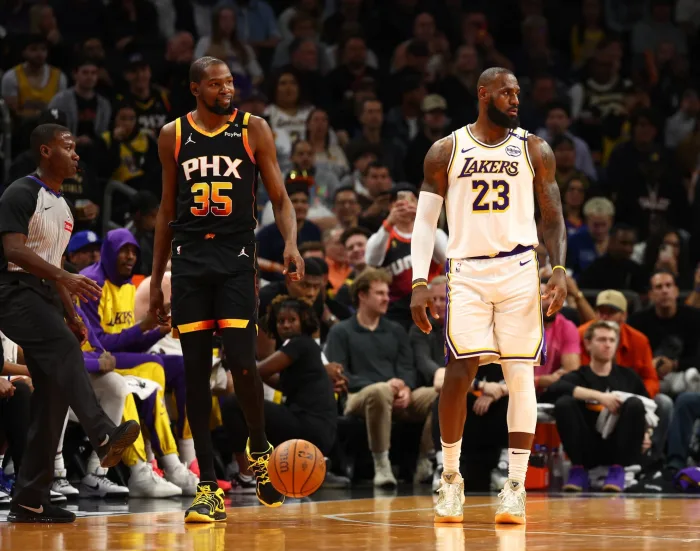 NBA直播-魔術(shù)師約翰遜的湖人幻想：凱文·杜蘭特的紫金之夢(mèng)與現(xiàn)實(shí)困境