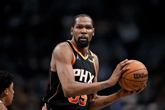 杜蘭特噴網(wǎng)友：你們鍵盤(pán)總經(jīng)理自以為懂球，實(shí)際只會(huì)無(wú)腦噴