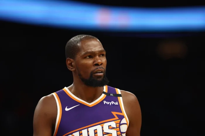 NBA休賽期震撼傳聞：杜蘭特加盟馬刺，交易或已悄然敲定？