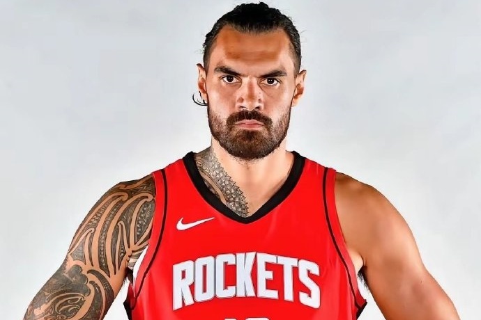 三年 3900 萬續(xù)約！亞當(dāng)斯留守火箭，內(nèi)線再添保障