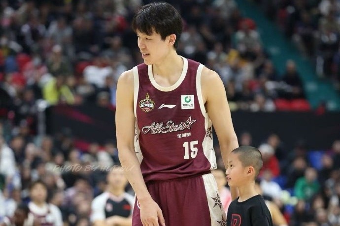 楊瀚森完成14次試訓(xùn)，正式前往紐約迎接NBA選秀