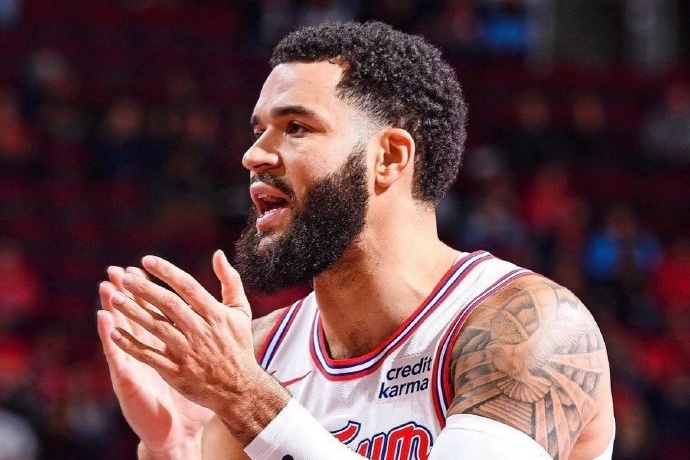 ?范弗利特降薪留守，火箭沖冠再添助力