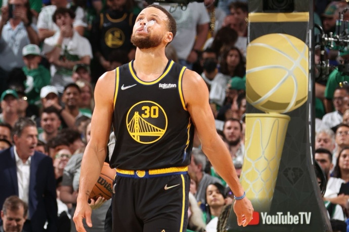 2025-2026賽季球員薪資：庫(kù)里近六千萬(wàn)領(lǐng)跑