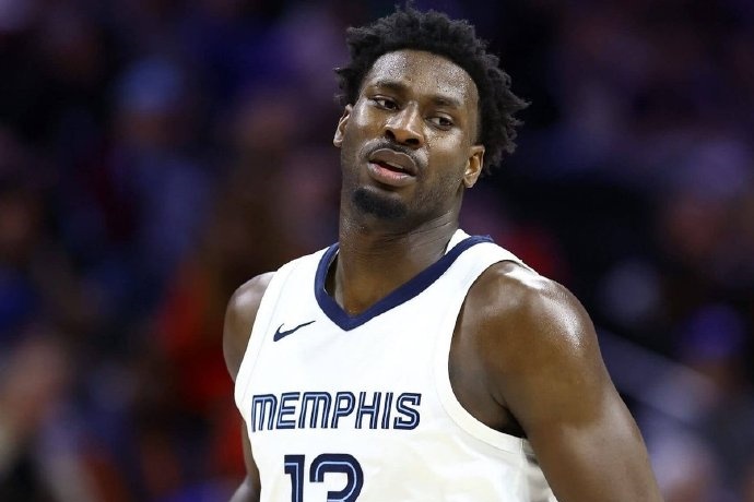 小賈倫-杰克遜5年2.4億美元續(xù)約灰熊，球隊未來可期