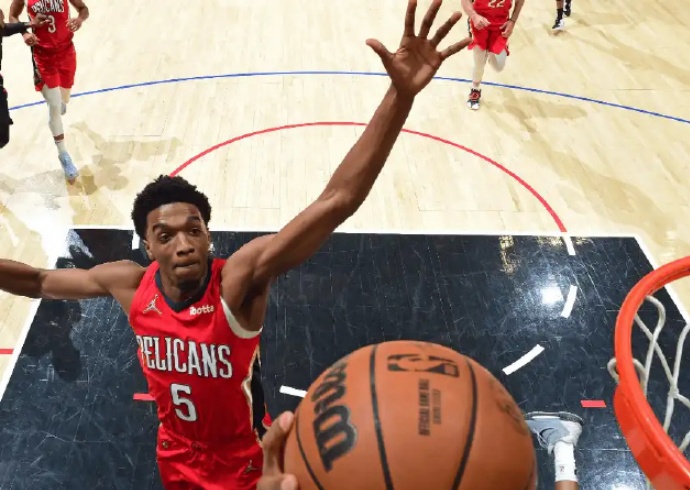 赫伯特?瓊斯 3 年 6800 萬(wàn)續(xù)約鵜鶘，球隊(duì)防守基石留隊(duì)