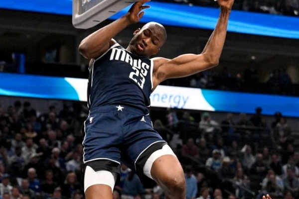 火箭訓(xùn)練營合同簽下凱-瓊斯：天賦與風(fēng)險并存的內(nèi)線賭局