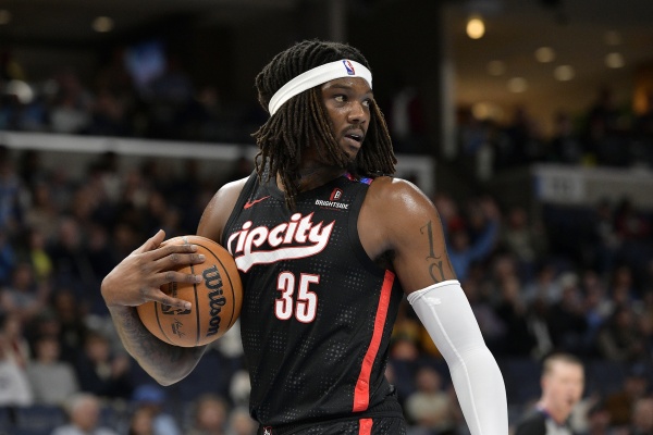 開拓者后艾頓時代中鋒格局：克林根領(lǐng)銜，楊瀚森迎機遇，四將競爭替補席