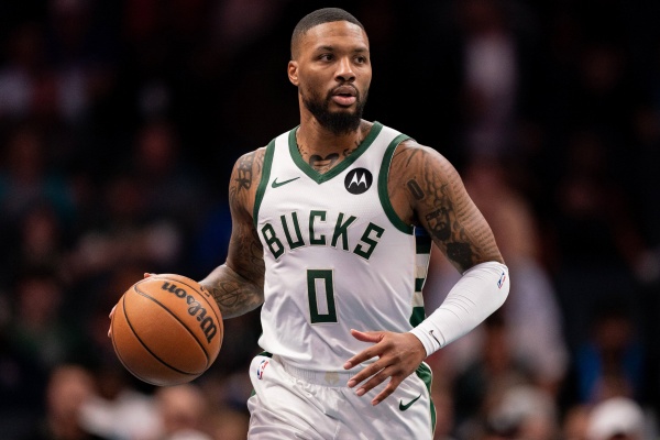 萬人狂歡！利拉德淚灑球迷派對，擁抱楊瀚森傳承波特蘭火炬，季前賽盼新篇